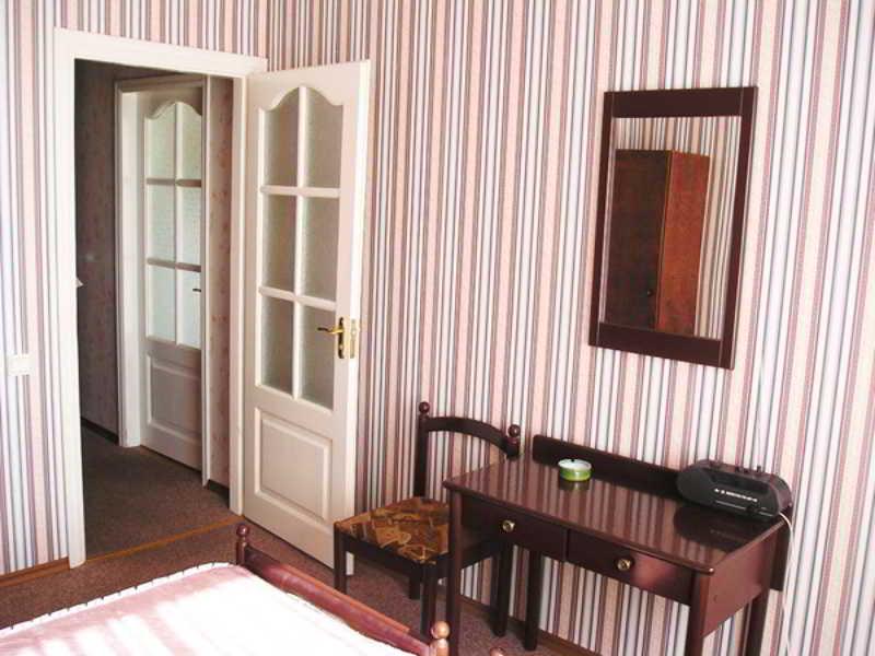 Intourist Hotel Brest Eksteriør bilde